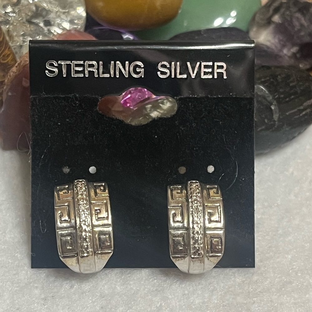 Heng Ngai Sterling Silver Greek Key Earrings